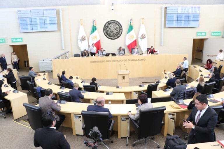 Avala Pleno lista de personas candidatas a ocupar el cargo de Fiscal General
