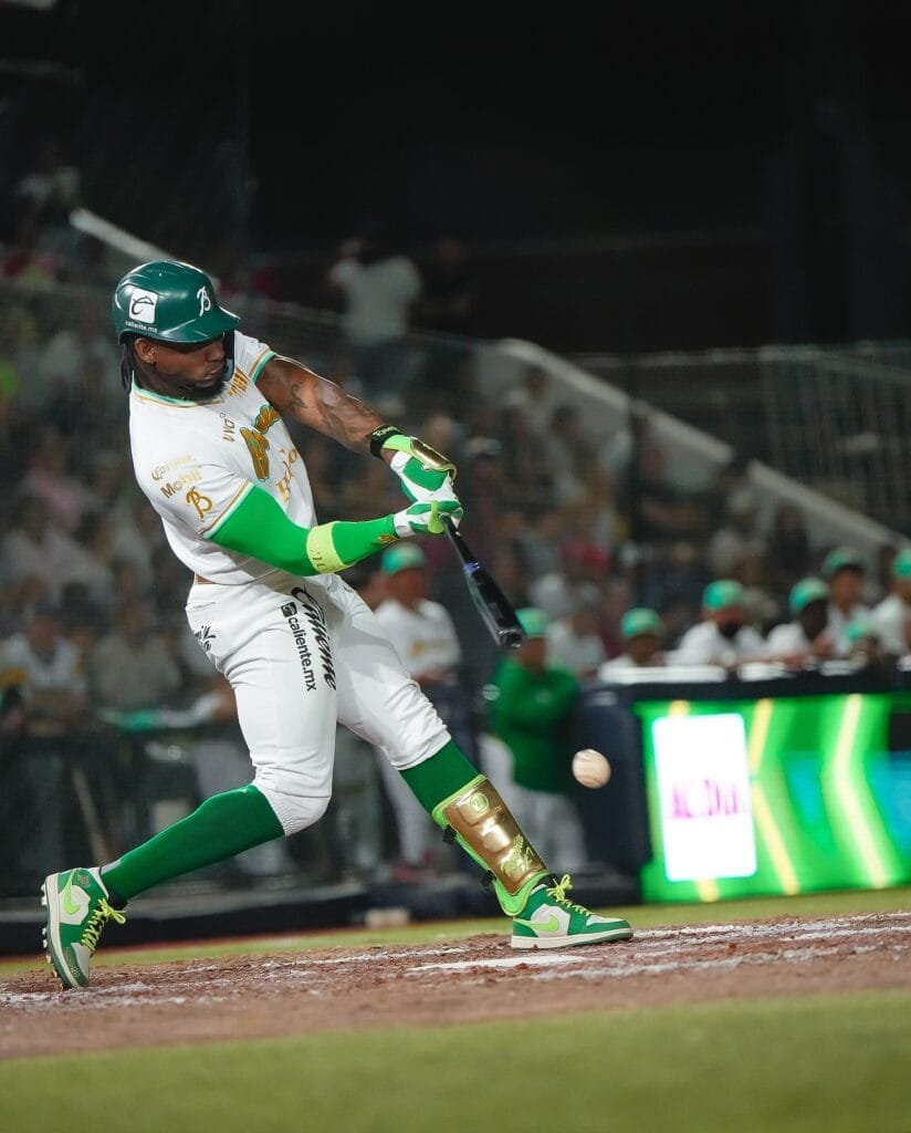 Bravos de León, Domingo Santana, béisbol
