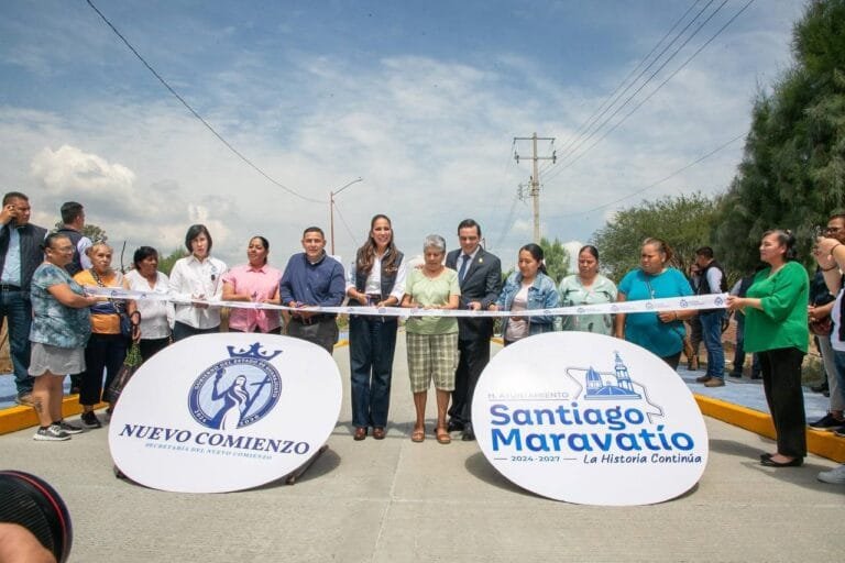 Entrega Gobernadora obras y apoyos en Yuriria y  Santiago Maravatío