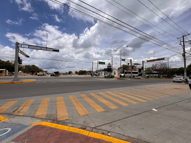 cruceros, león, vialidades