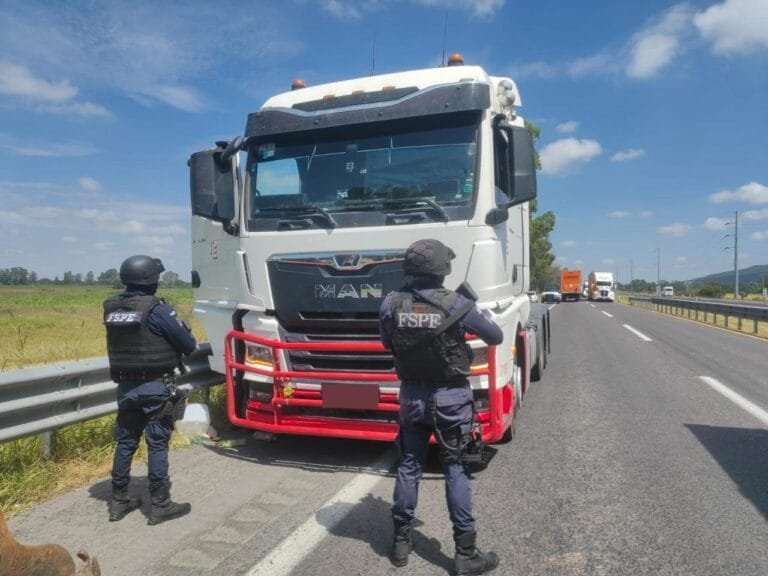 policías estatales, croquetas, mascotas