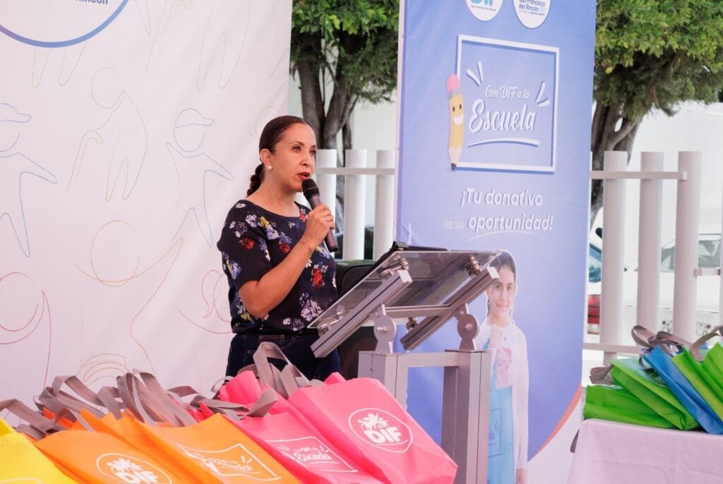 Dif, alumnos, escuela, San Francisco del Rincón