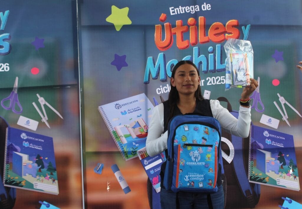 útiles, alumnos, Guanajuato, SEG
