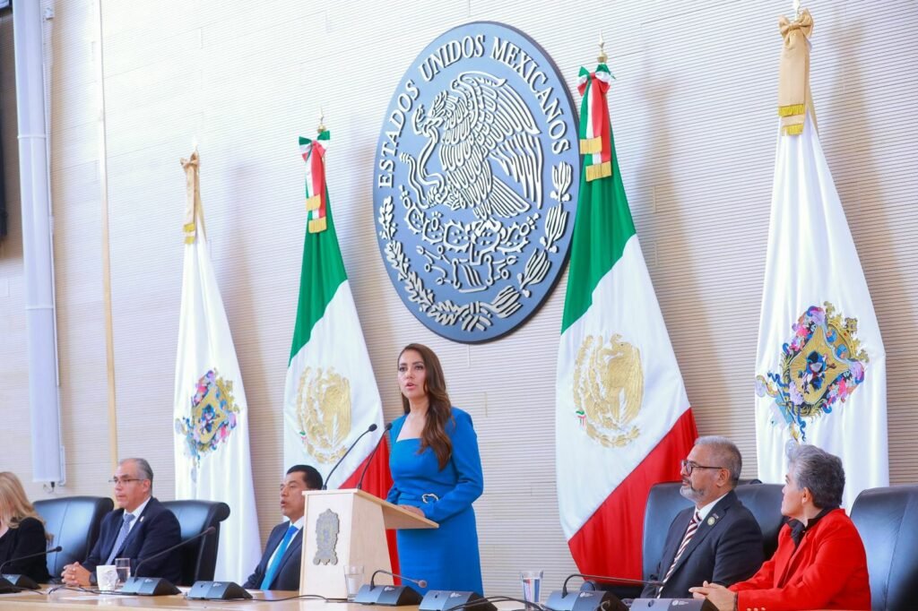 Llama Gobernadora a legislar por la ciudadanía