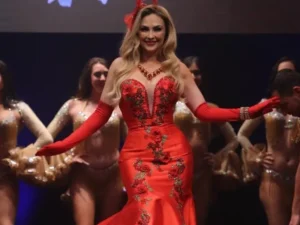 Obra de teatro, León, Araceli Arámbula