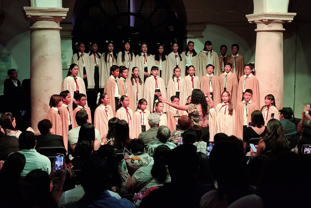MIQ, voces infantiles, Guanajuato, Cervantino
