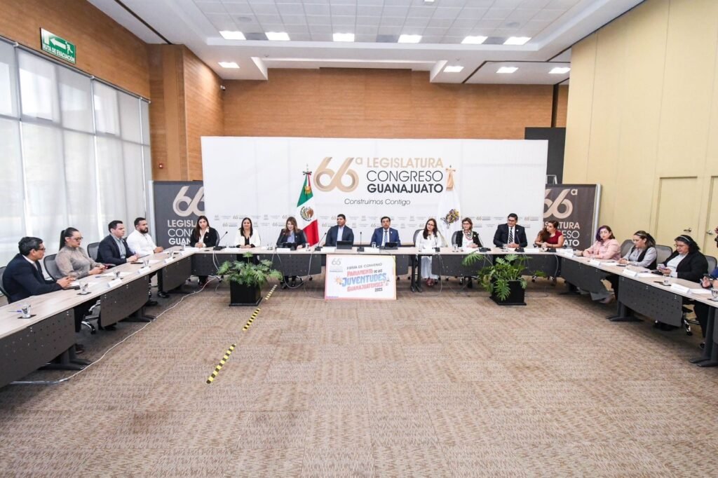 Parlamento, juvenil, congreso, guanajuato