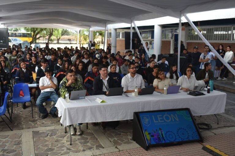 Foros, jóvenes, León