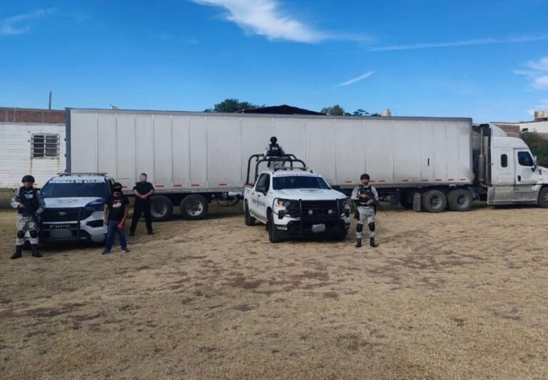 tráiler, San Diego de la Unión, FSPE, mercancía robada