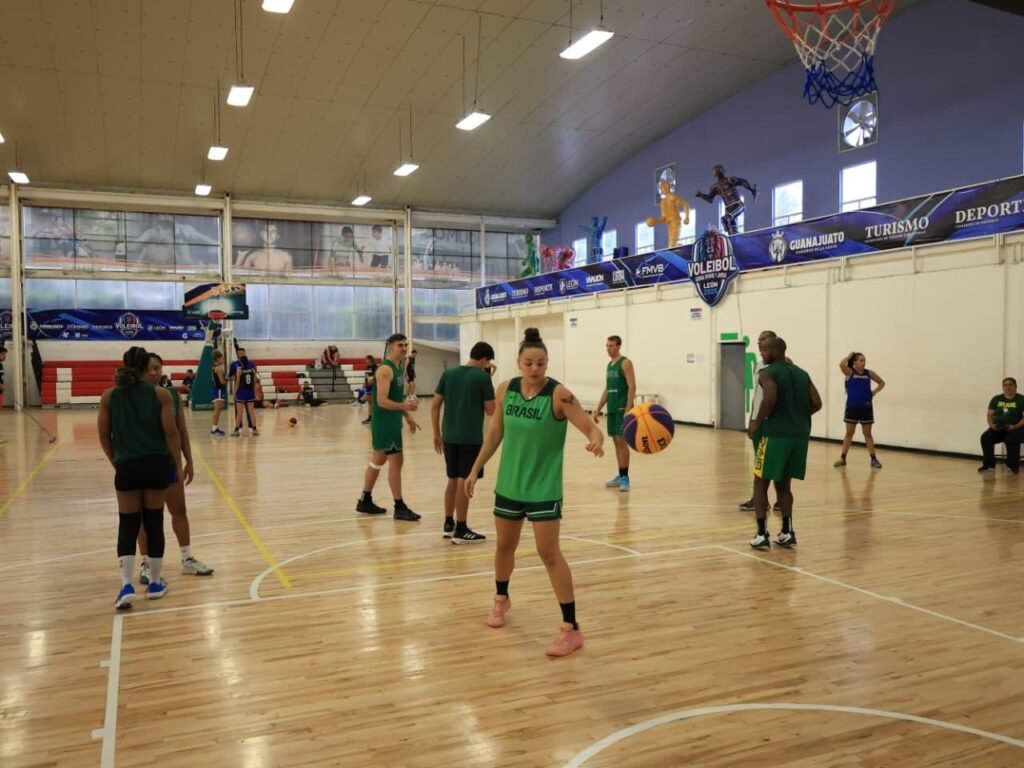 Basquetbol, Comude León