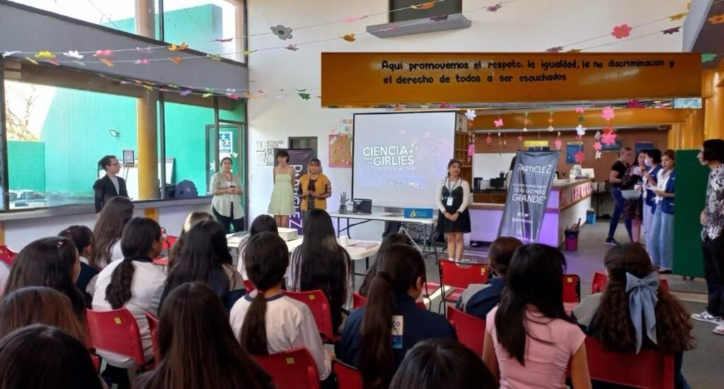 Explora y los Centros del Saber fortalecen la ciencia y el aprendizaje