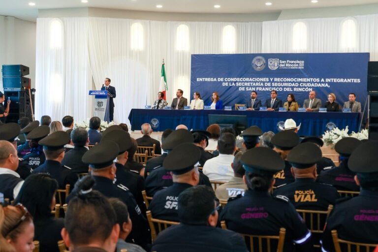 Reconocen valor y trayectoria de 50 integrantes de la Secretaría de Seguridad Ciudadana de San Francisco del Rincón