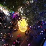 Encienden en Purísima las luces y el árbol navideño