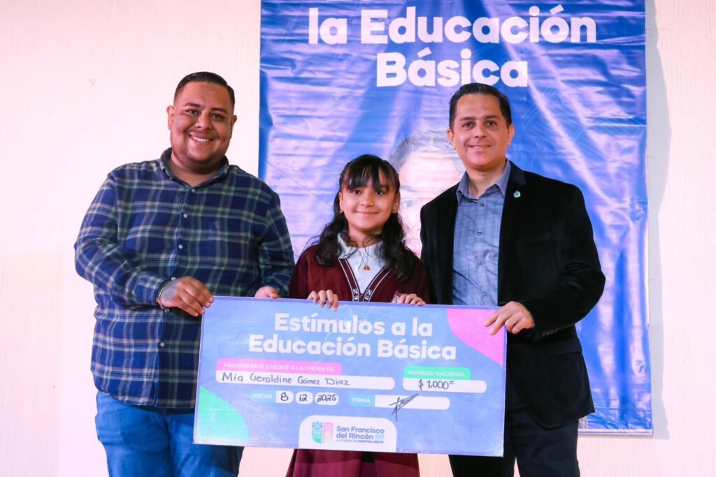 becas, toño Marún, San Francisco del Rincón