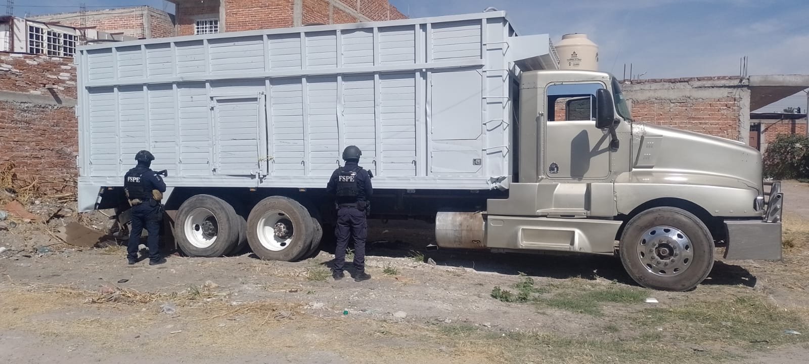 Aseguran hidrocarburo en Villagrán