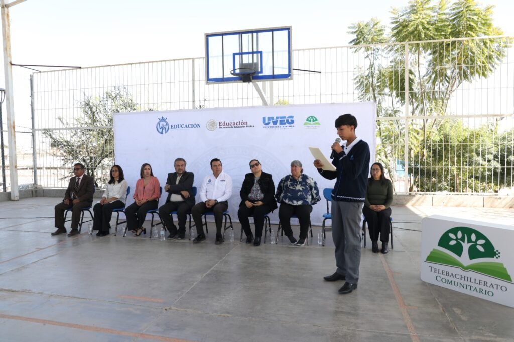 Regreso a clases, UVEG