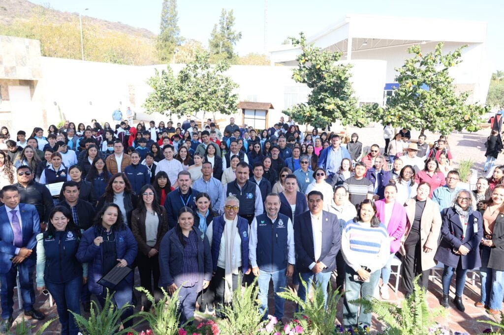 Toman protesta Promotores Ambientales del Área Natural Protegida del cerro del Palenque en Purísima