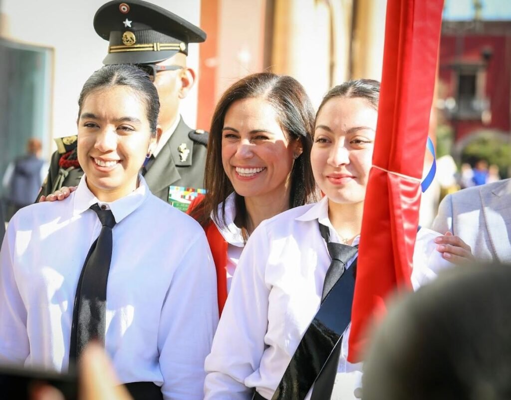 León impulsa la educación con Beca Transporte 2026