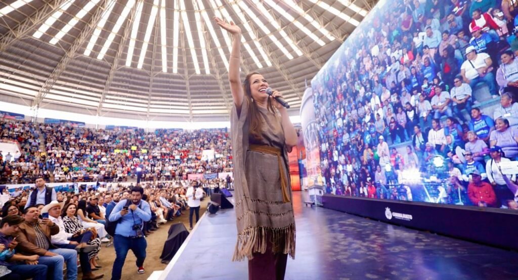 Construímos obras que acercan a las familias destaca Gobernadora de Guanajuato