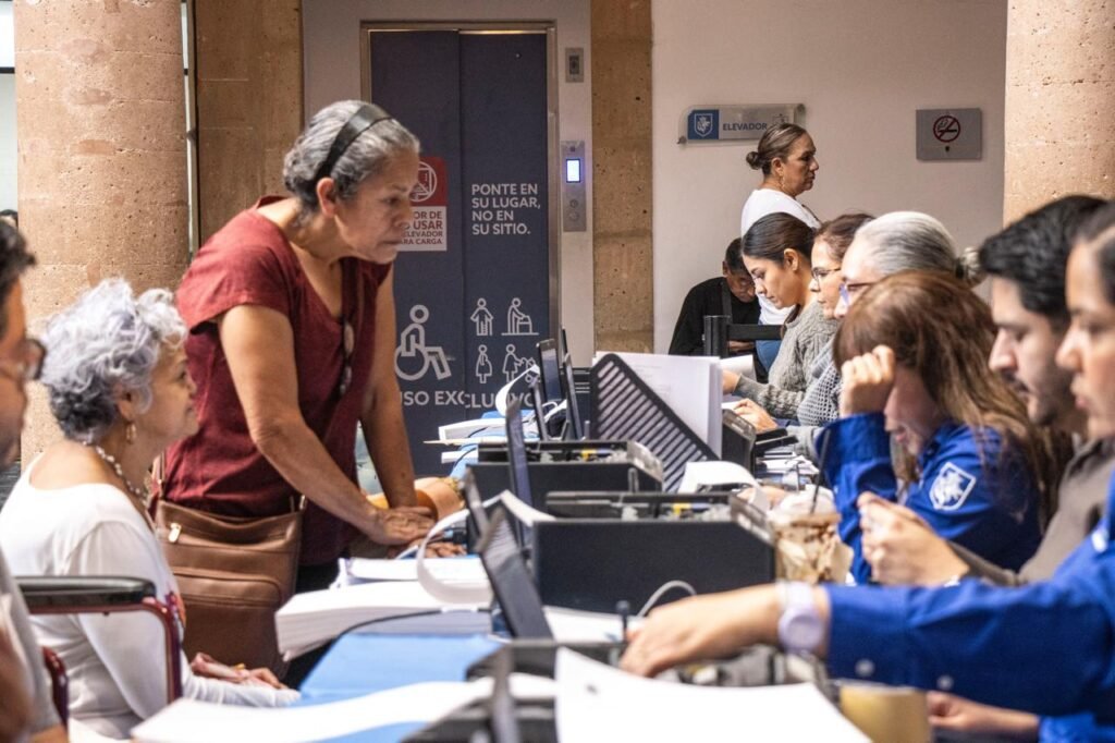 Contribuyentes fortalecen el progreso de León con el pago del predial