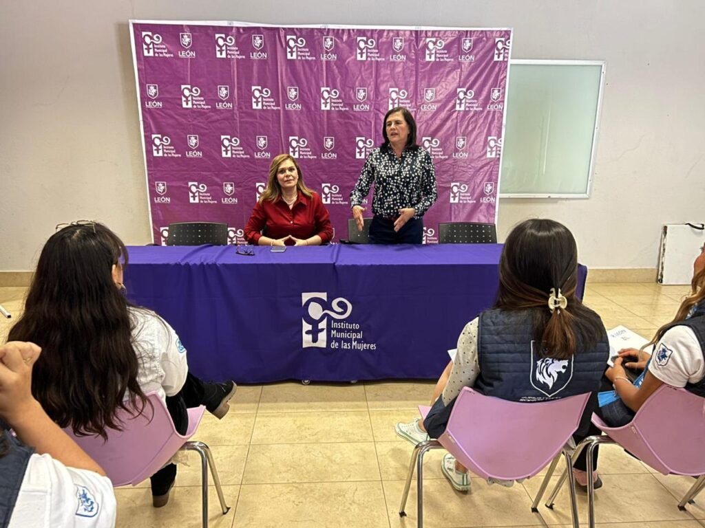 IMMUJERES certifica a su personal para brindar una atención más humana, profesional y con perspectiva de género