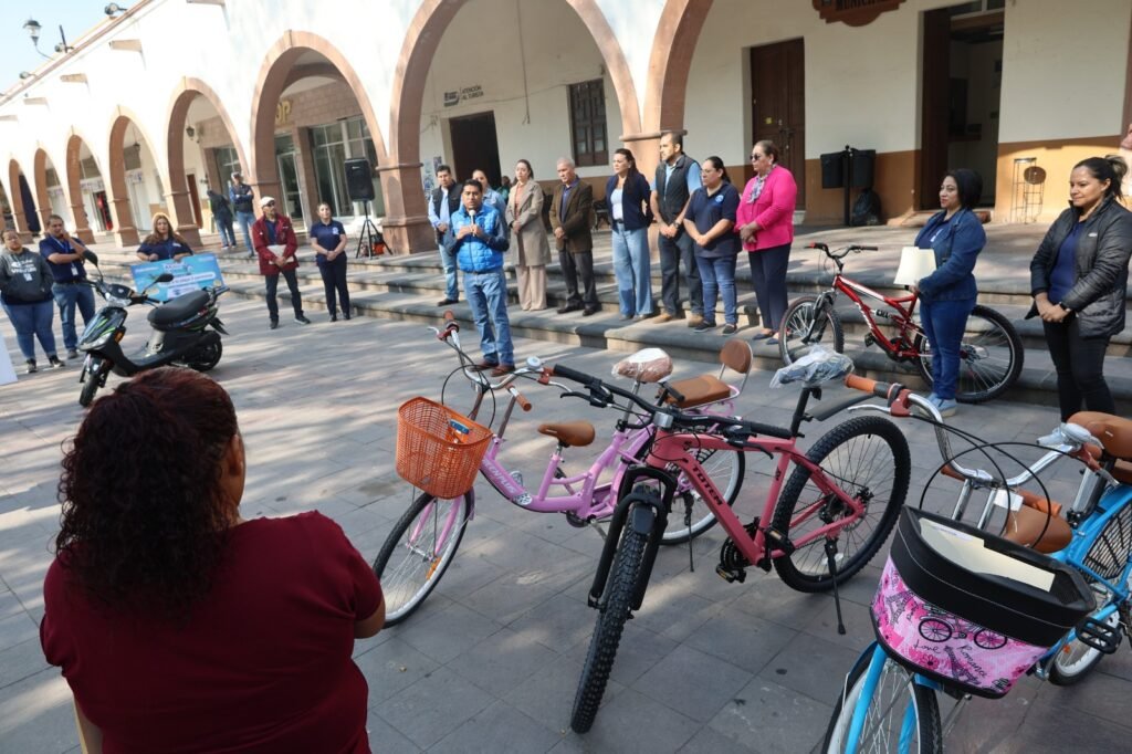 Son premiados ganadores del sorteo Paga tu Predial Puntual 2026 de Purísima del Rincón