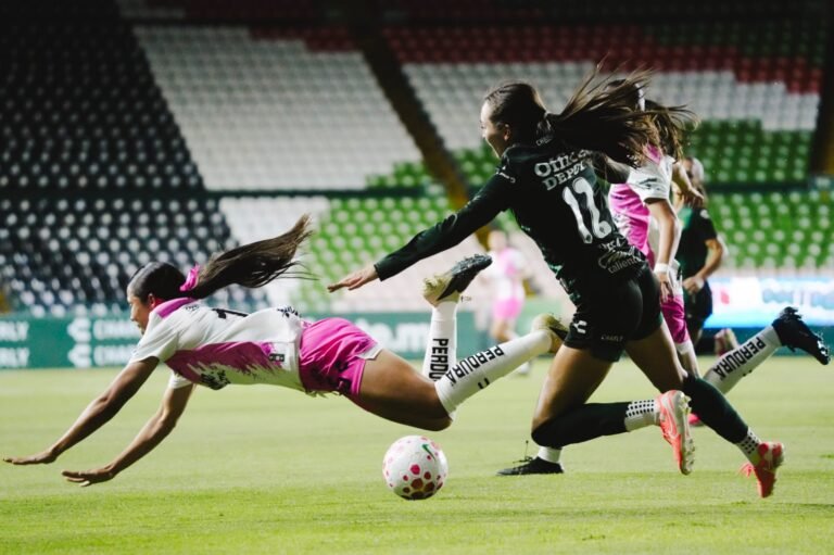 León femenil