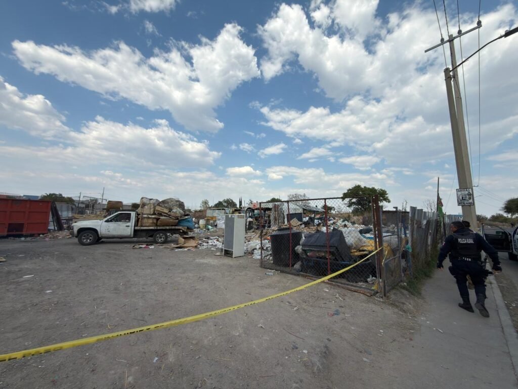 Una mujer y dos hombres asesinados en el centro de Purísima del Rincón