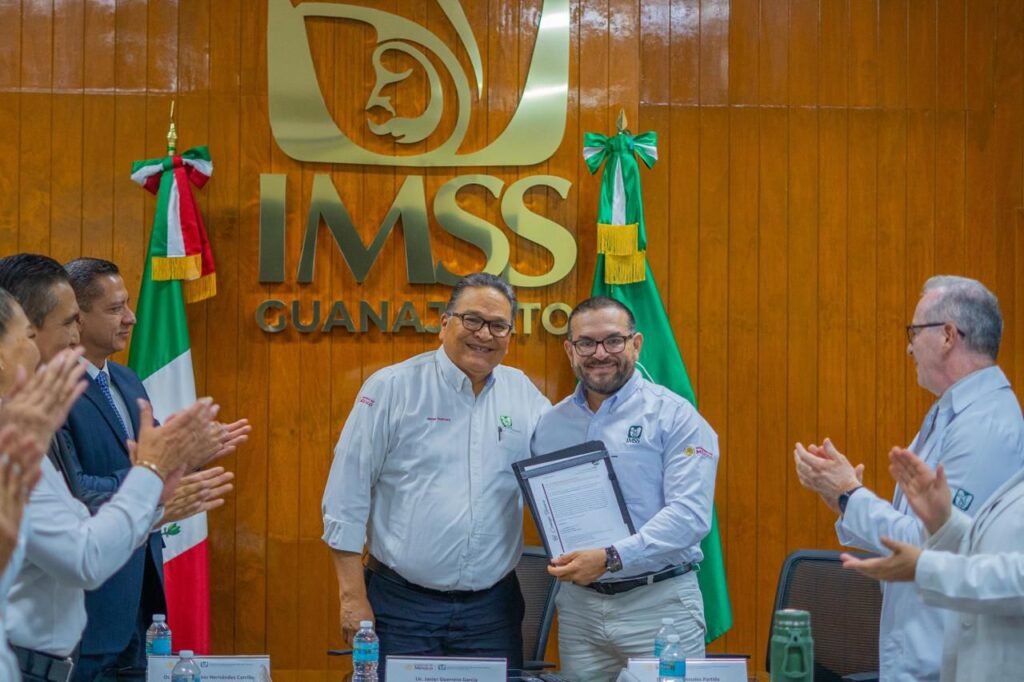 Asume el doctor Eusebio Rosales Partida la titularidad del IMSS en Guanajuato