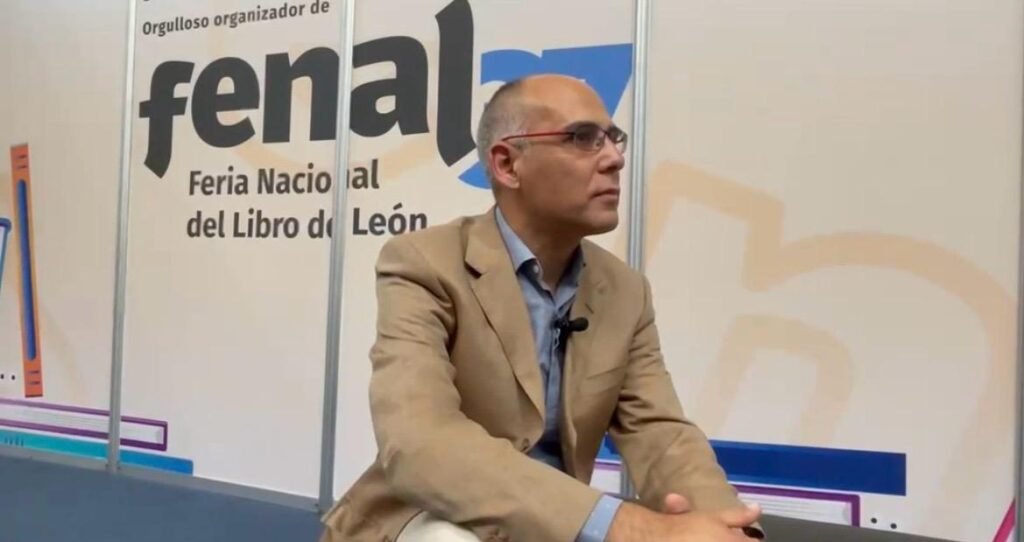 Lanzan libro Alteridad y Mediación de Imágenes en Red
