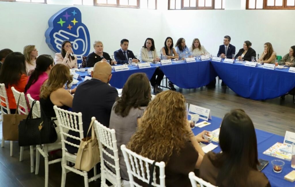 DIF Estatal y AMEXME consolidan alianzas para apoyar a las familias guanajuatenses