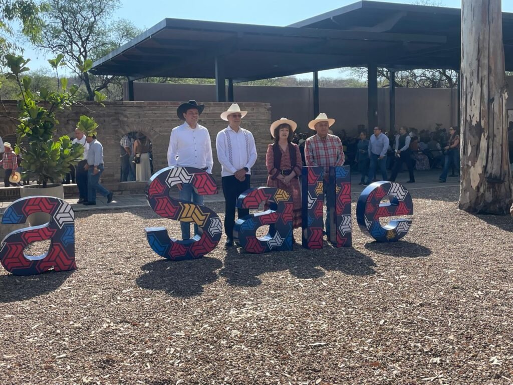 Festejan el Día del Docente en la Universidad La Salle Bajío