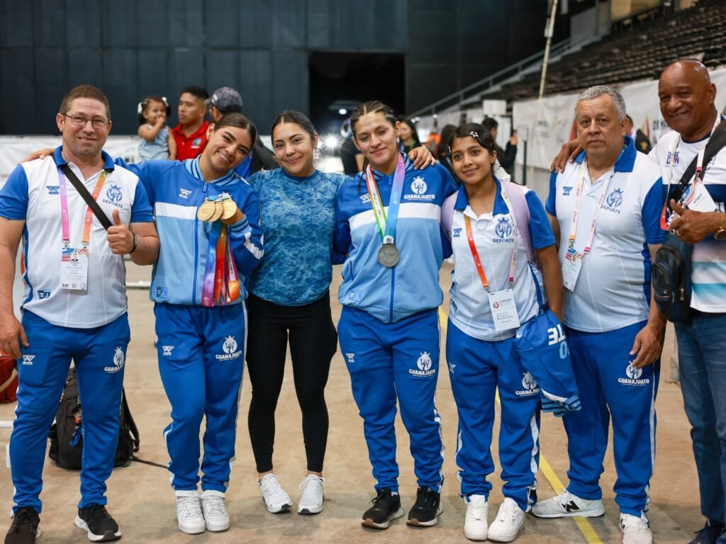 Celebra León 450 resultado histórico de Guanajuato en la Olimpiada Nacional 2026