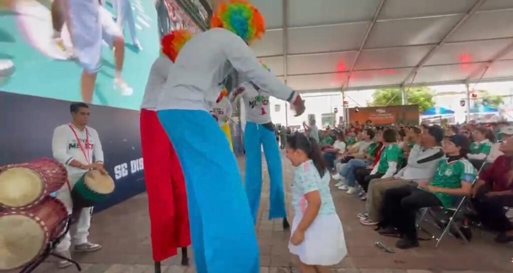 En León se unen por una pasión el balón en la cancha
