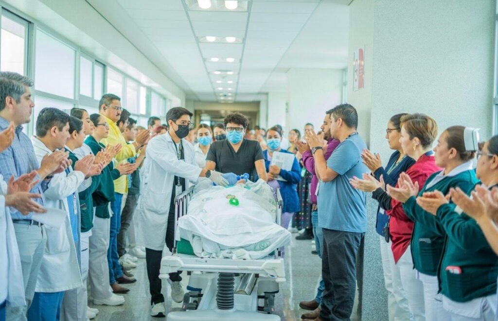 Realiza IMSS Guanajuato procuración número 19 en el HGR No. 58 en un acto de amor de Chuy