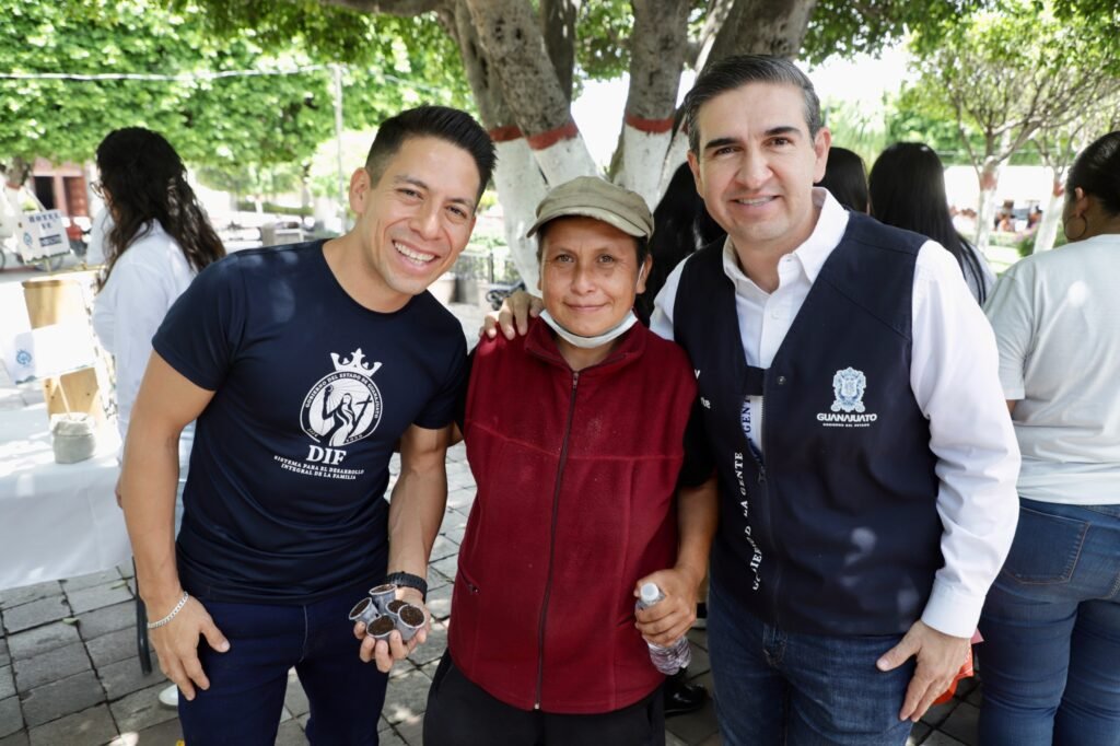 Recorre DIF Estatal 23 municipios acercando servicios a las familias de Guanajuato