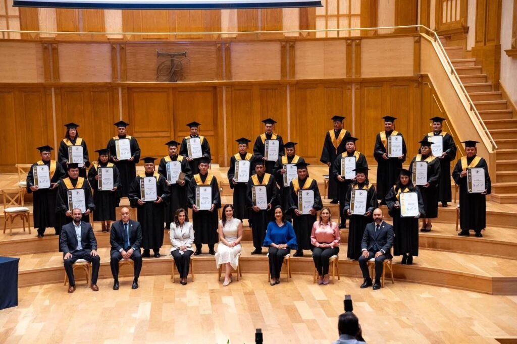 Se gradúan los primeros Licenciados en Derecho de la Universidad de Formación Policial y Seguridad Pública de León