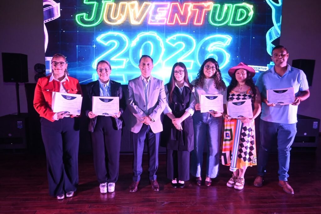 Reconocen a las y los jóvenes con el Premio Municipal de las Juventudes en San Francisco del Rincón