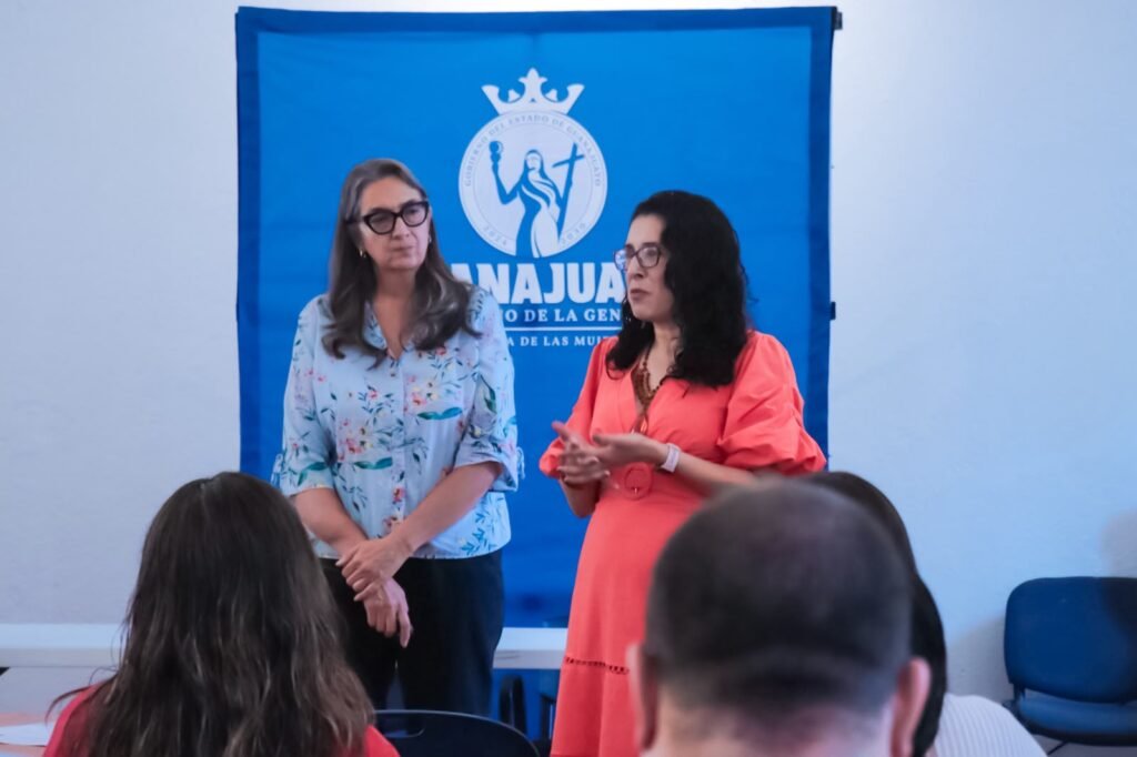 Personal Público recibe capacitación para garantizar espacios seguros y libres de violencia en Guanajuato