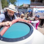 Acerca municipio de León soluciones de agua a familias de Noria de Septién