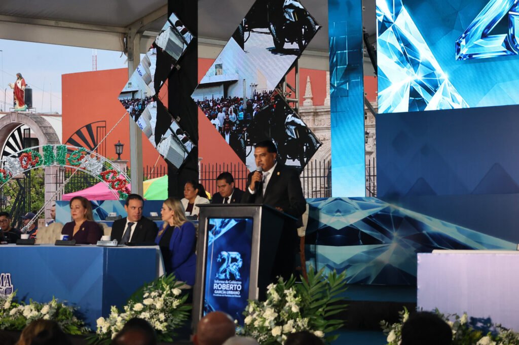 Roberto García Urbano rinde su Segundo Informe de Gobierno como Presidente Municipal de Purísima del Rincón