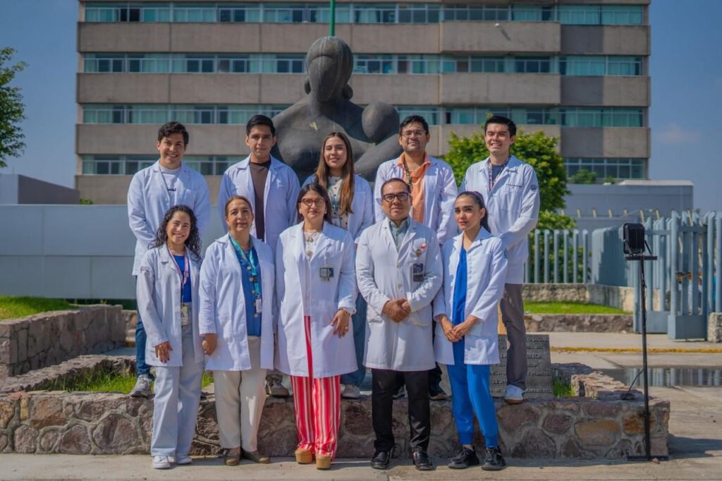 Refuerza IMSS Guanajuato investigación traslacional y la formación científica de nuevas generaciones de médicos
