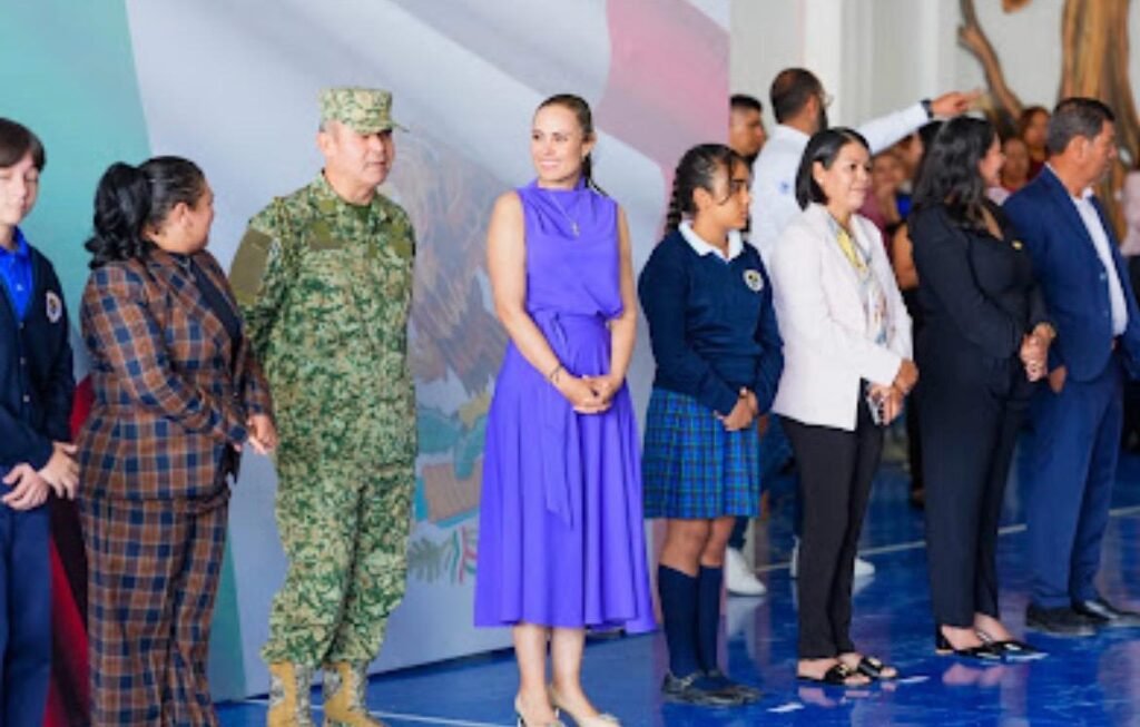 León crece con más becas y es mejor con más oportunidades para estudiar