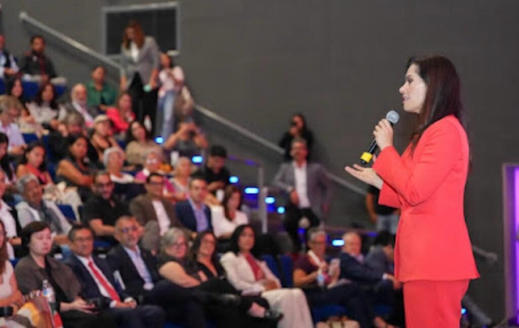 León acerca la ciencia y la tecnología a las familias e impulsa eventos internacionales