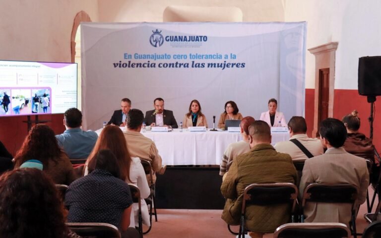 Ofrece Gobierno de la Gente preparación permanente a Unidades Especializadas de Prevención y Atención a la Violencia de Género